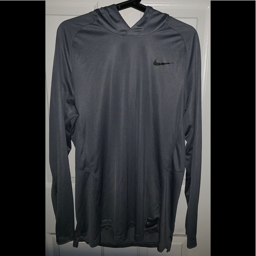 🔥NIKE DRI-FIT LIGHT SWEATER 🔥